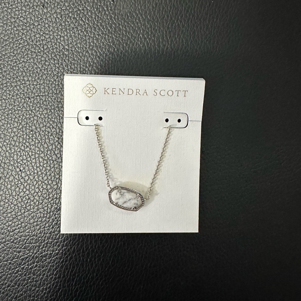 Silver marble Kendra scott necklace